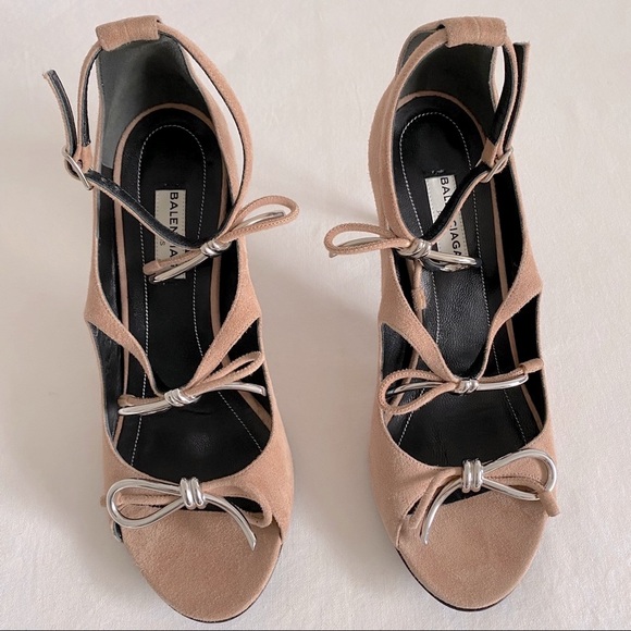 Balenciaga Beige silver Boucle bow Suede heel Sandals - Picture 6 of 13